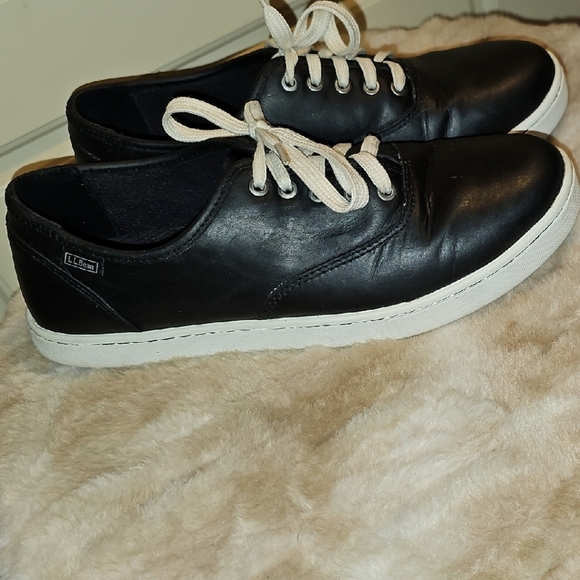 L.L. Bean Shoes - L.L. Bean Women's Leather Black and White Women's Sneakers Size 9